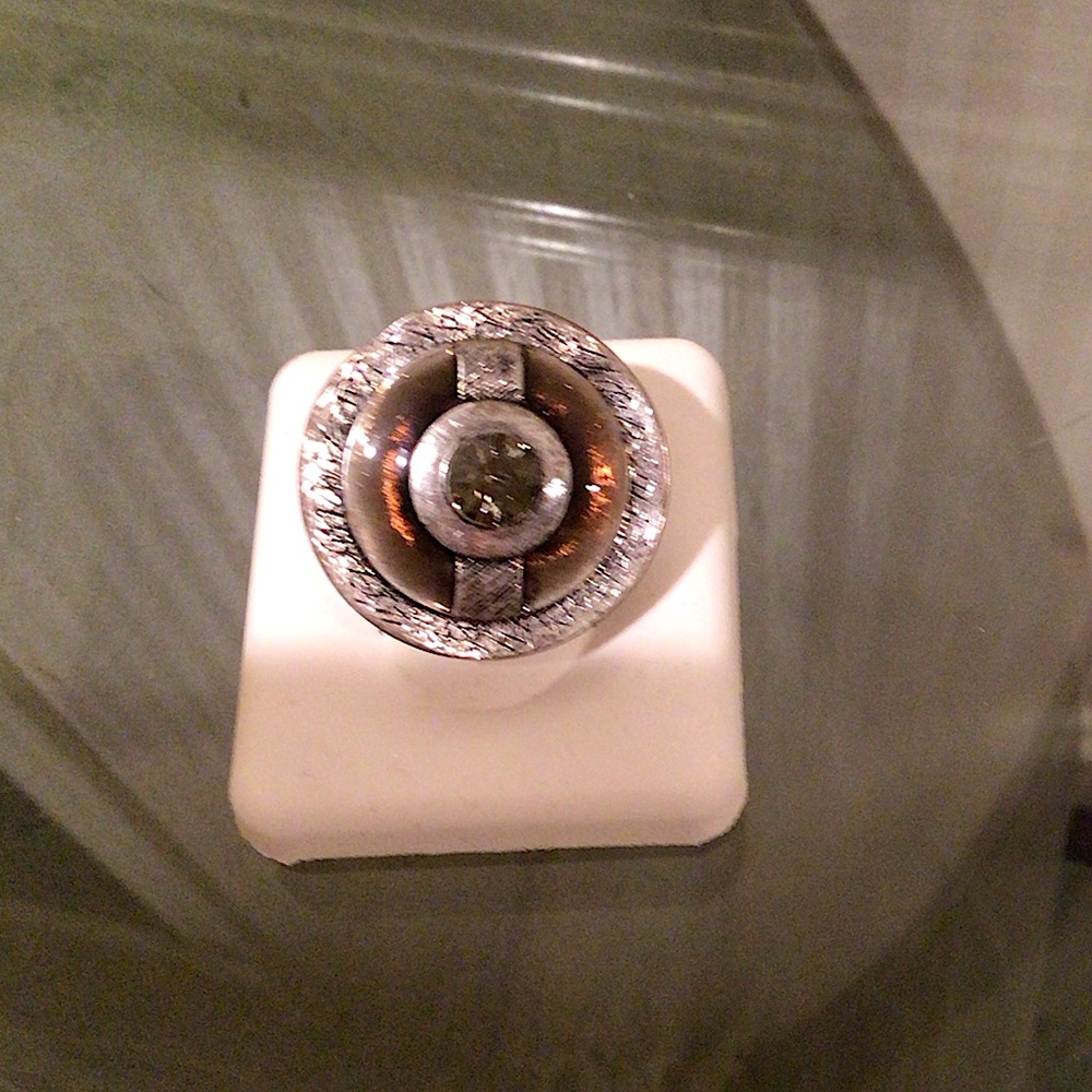 🛍️2 for $35🛍️NWOT ladies silver tone statement ring